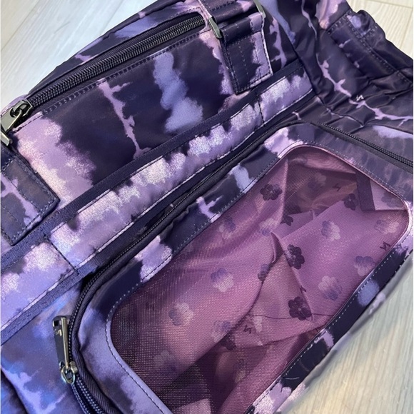 Lug Propeller 2 Overnight Bag-Shibori Purple - Picture 6 of 9